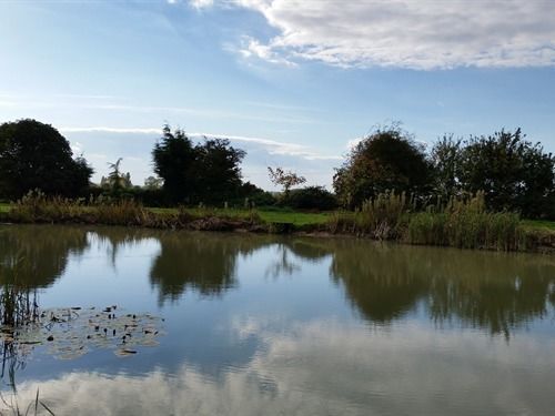 The Log Cabin Glebe Farm 8