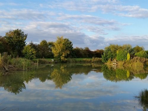 The Log Cabin Glebe Farm 9