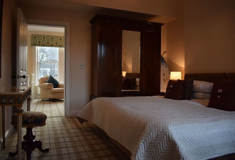 Harrogate Elite Living 13