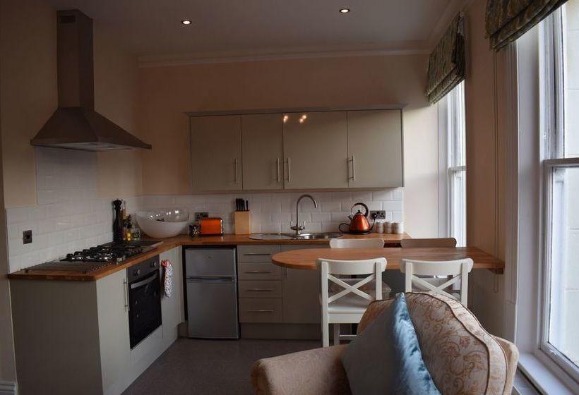 Harrogate Elite Living 17