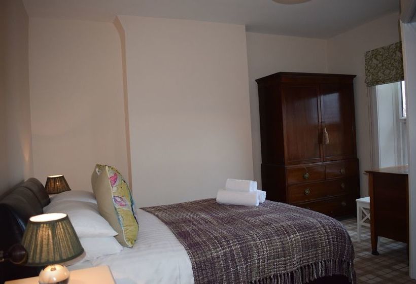 Harrogate Elite Living 6