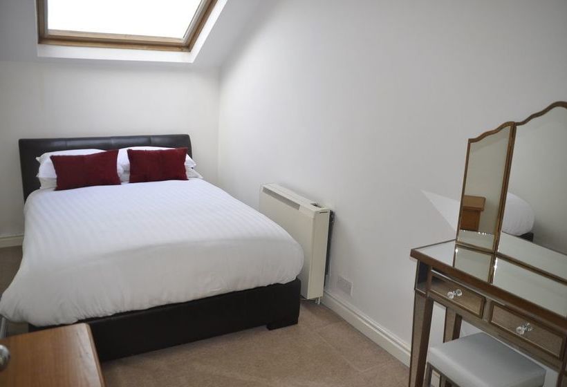 Harrogate Elite Living 8