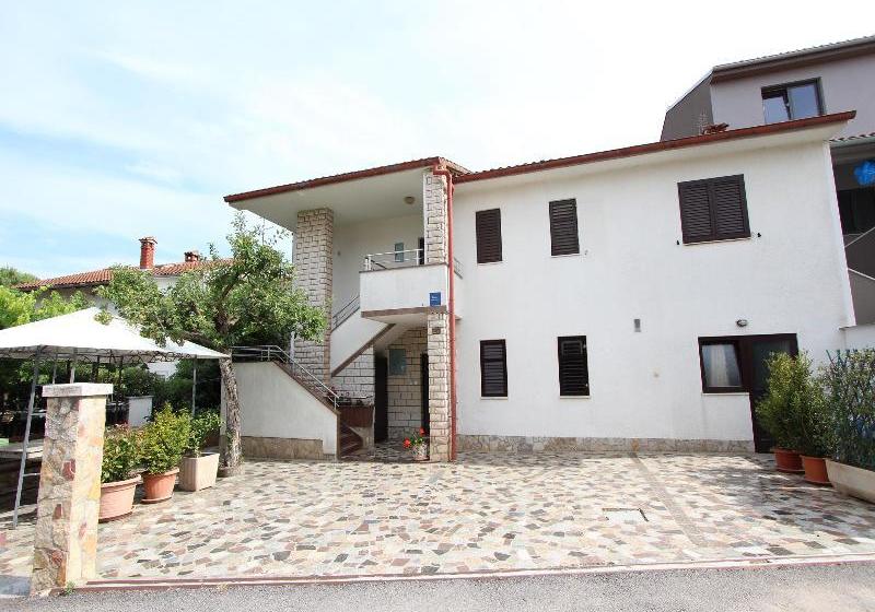 Hotel Apartment Divna