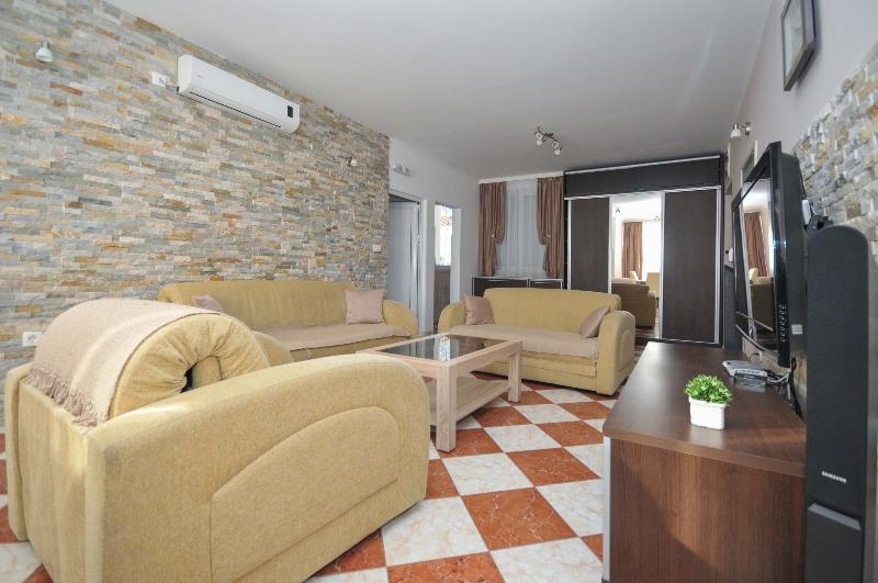 Hotel D&d Apartments Budva 1 8