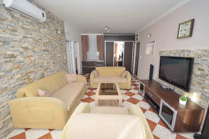 Hotel D&d Apartments Budva 1 9
