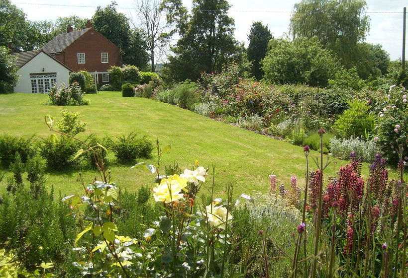 The Hall Farm B & B 2