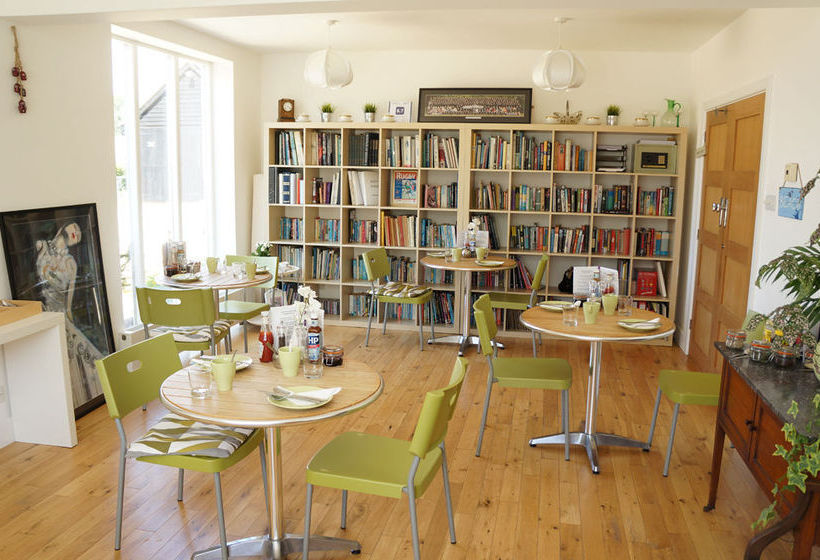 Leyland Country House 10