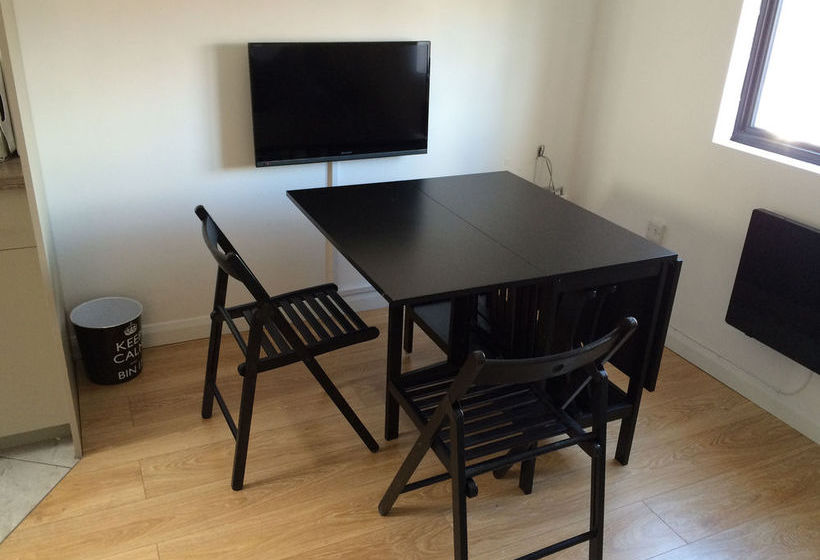 Quire Court Apartments 3