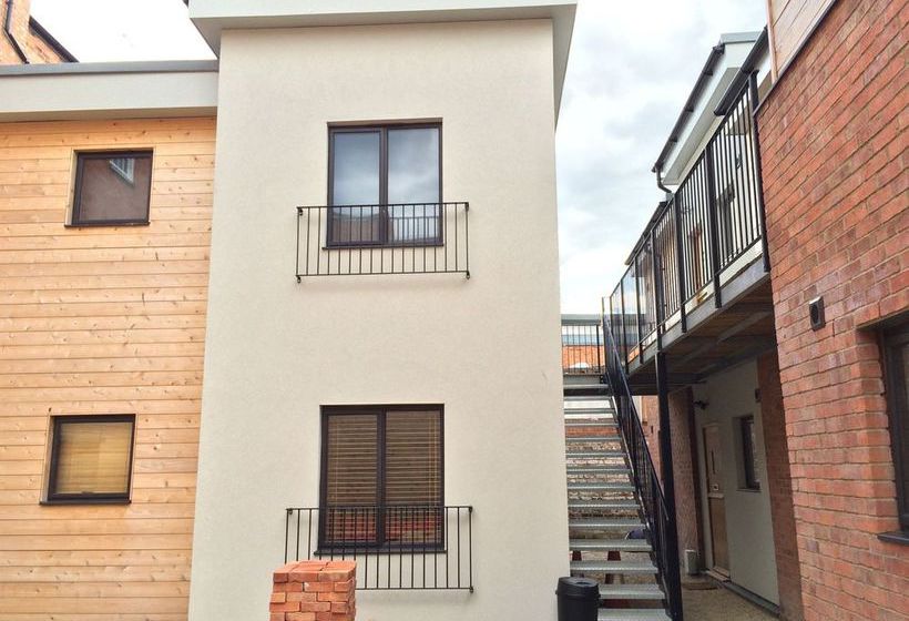 Quire Court Apartments 6