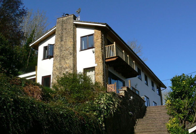 Bed and Breakfast Belvedere House