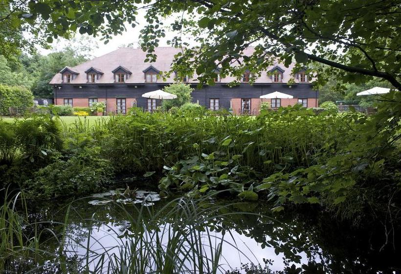 Hotel Ellington Lodge At The Concorde Club