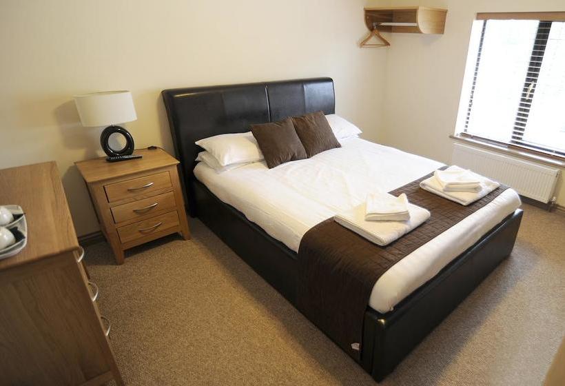 Hotel The Elm Tree Inn 6