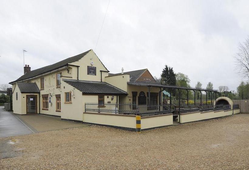 Hotel The Elm Tree Inn 7