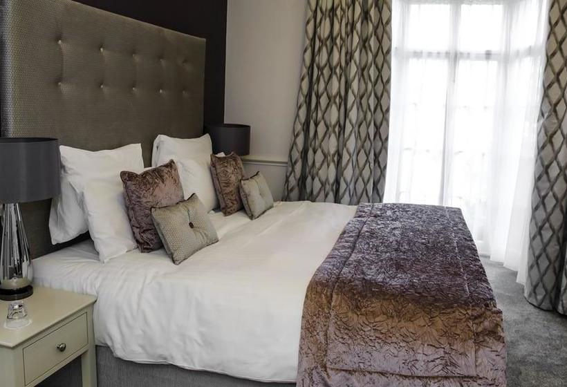 Hotel Queens Court 1