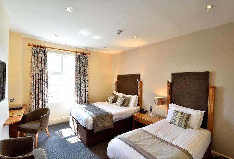 Hotel Queens Court 16