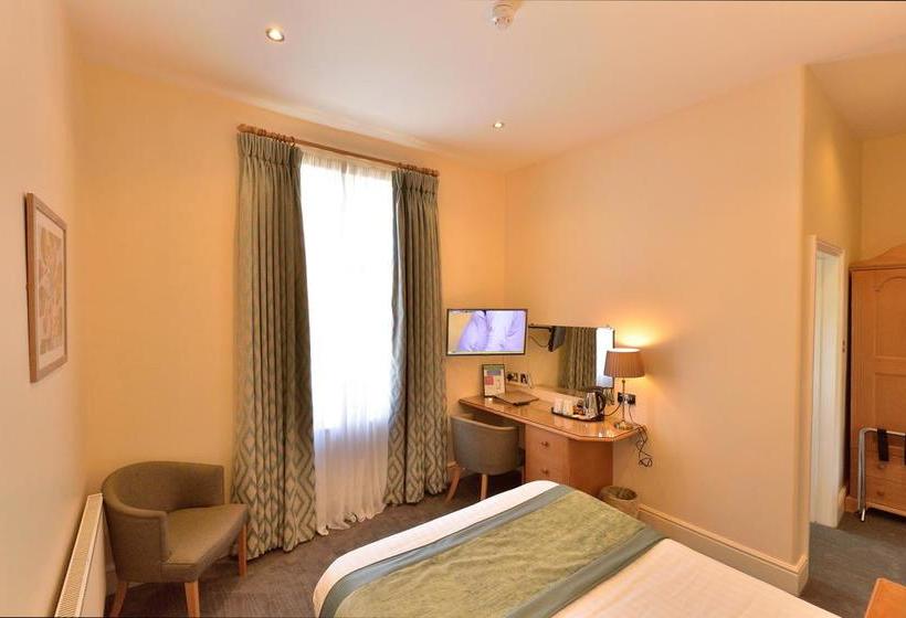 Hotel Queens Court 18