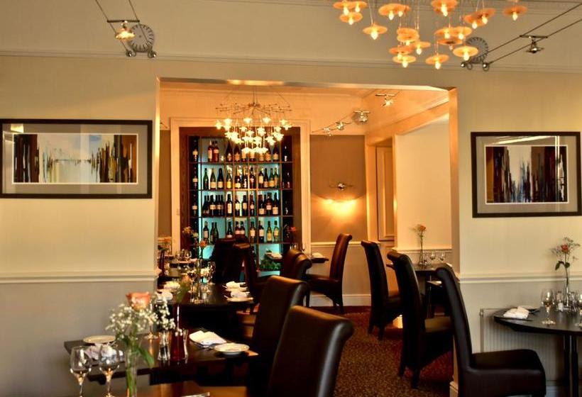 Hotel Queens Court 6