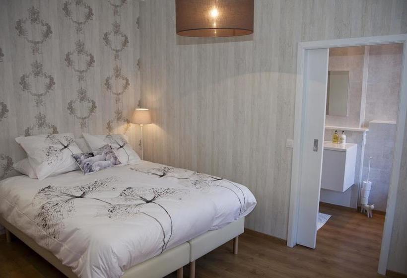 Hôtel Cachet De Cire 'bed'