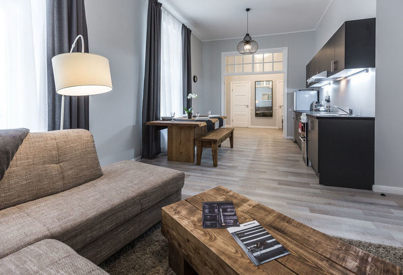 Bearsleys Downtown Apartments