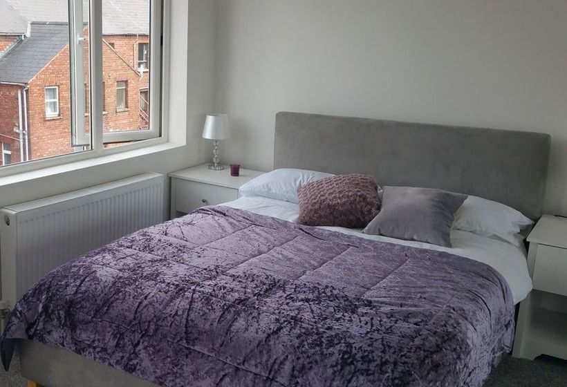 Queens Quarter Apartment 8