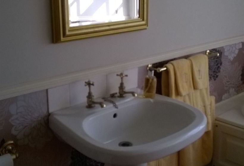 Bed & Breakfast Little Holtby 6