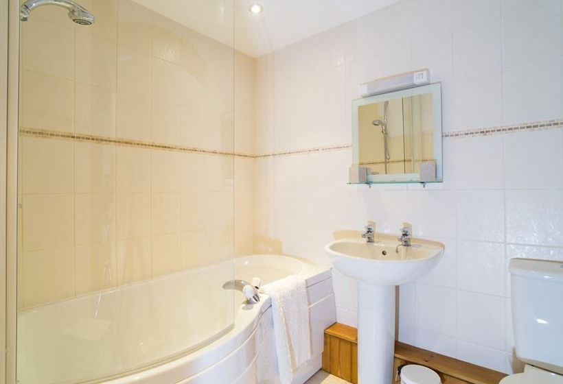 Degembris Cottages 1