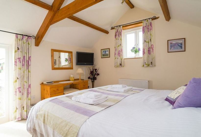 Degembris Cottages 7