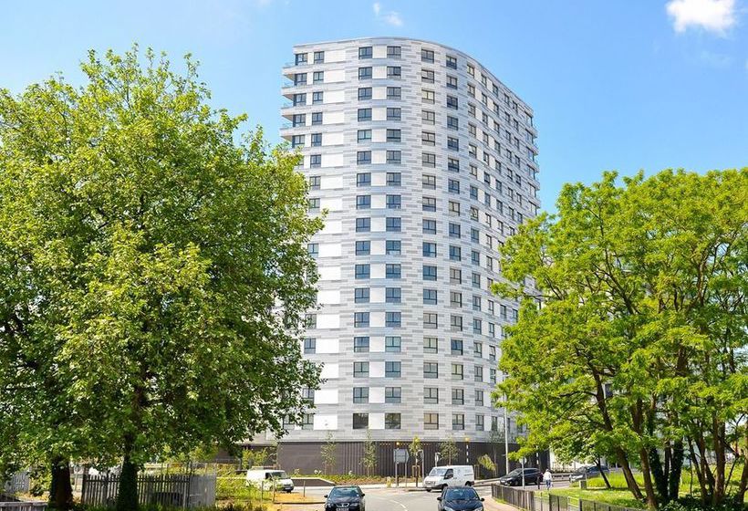Select Serviced Accommodation  City Tower