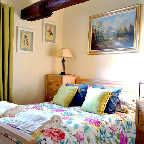 River Nene Cottages 9