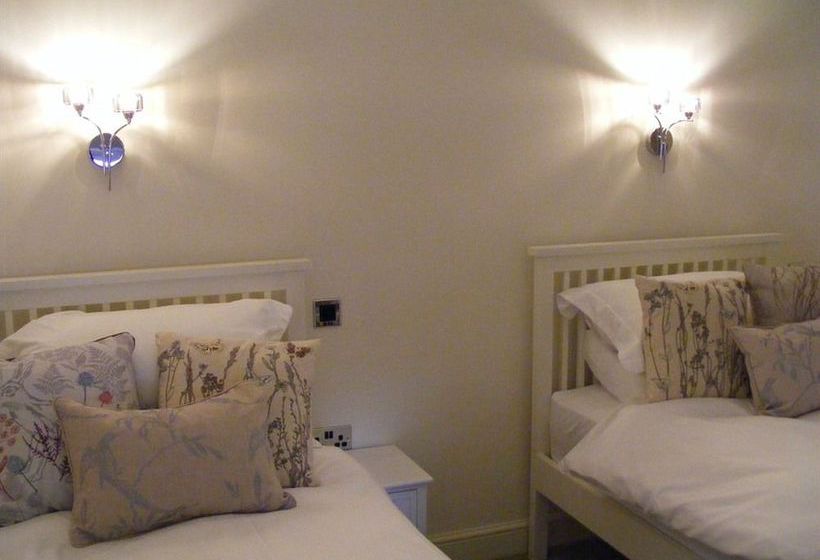 Hotel The Bluebell 11