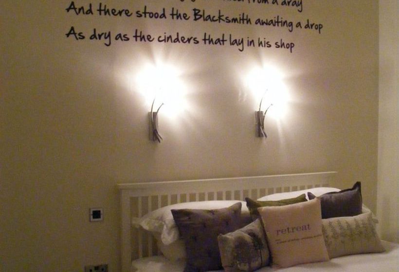 Hotel The Bluebell 7