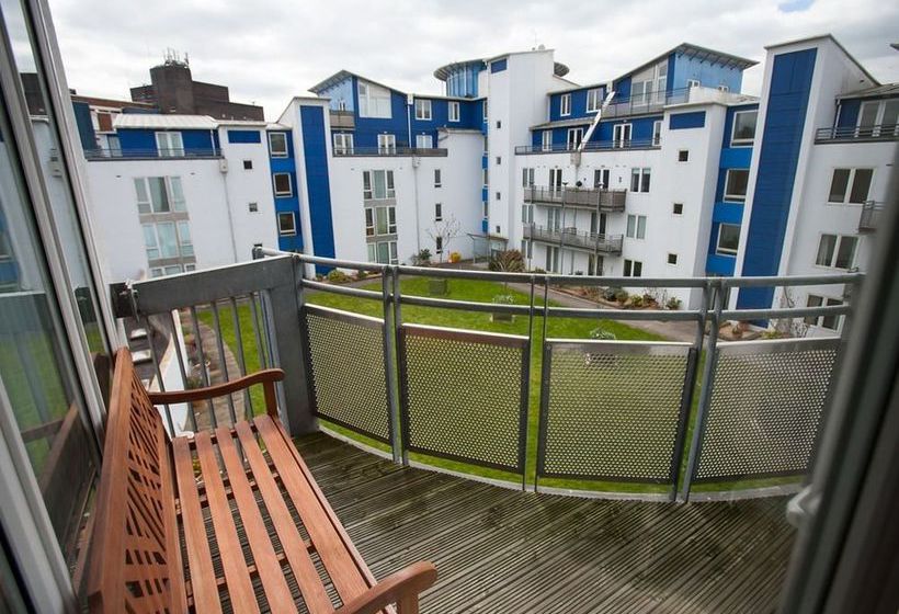 Hamilton Grace Apartments  Plaza