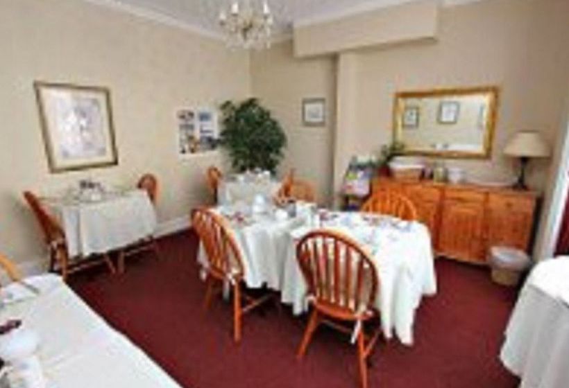 Bed and Breakfast Fosters Guest House