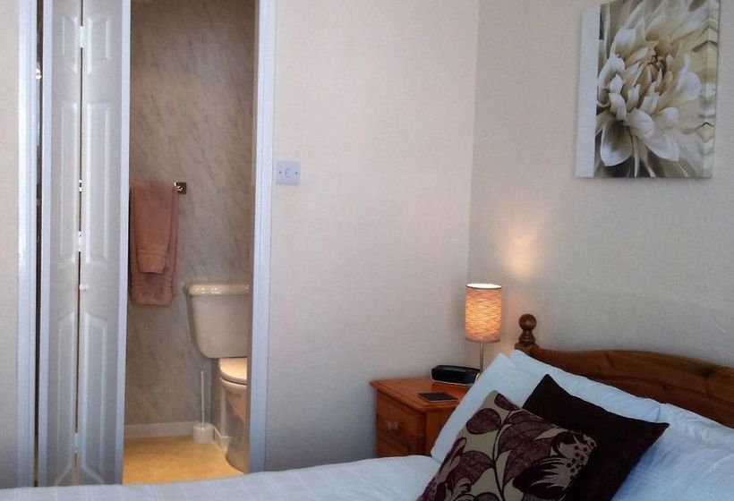 Bed and Breakfast Fosters Guest House 16