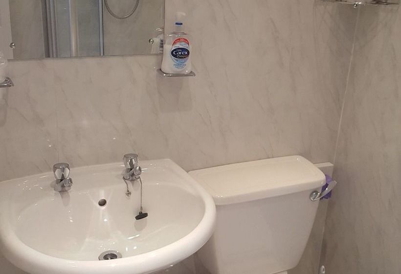 Bed and Breakfast Fosters Guest House 2