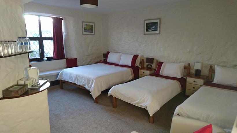 The Cedars Bed & breakfast 1