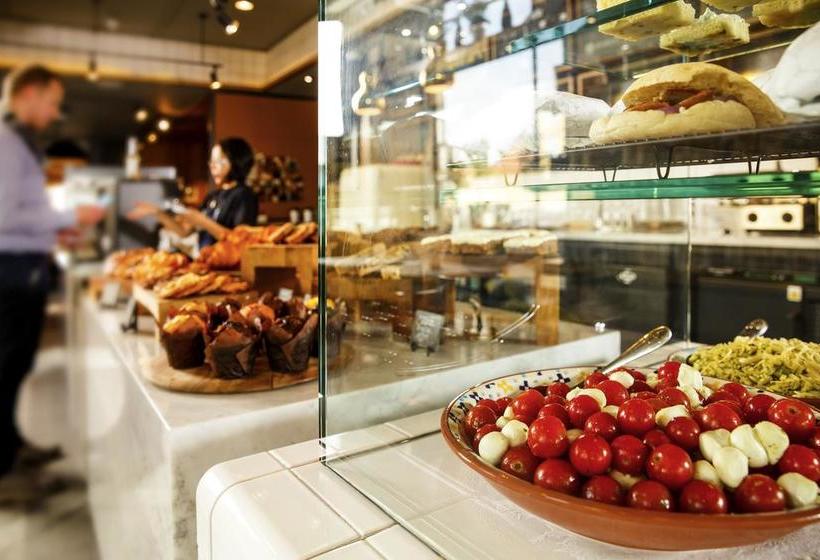 Hôtel Ibis Cambridge 10