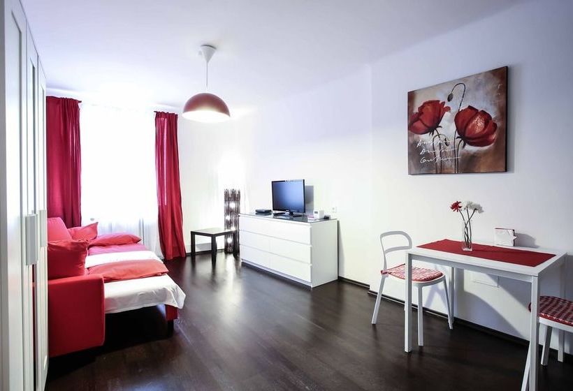 Joes Apartments 1050