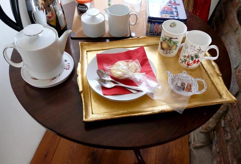 Bed and Breakfast Hill House Hall 5