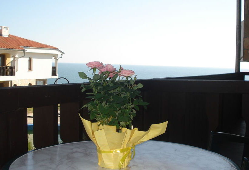 Tsb Sun Coast Apartments