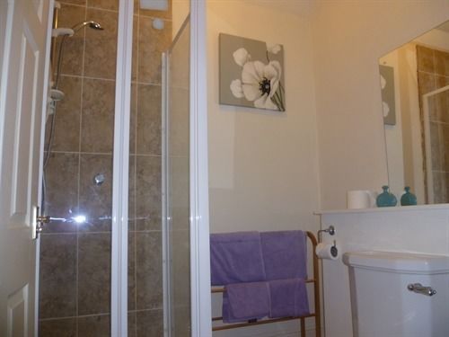 Bed and Breakfast The Red House East