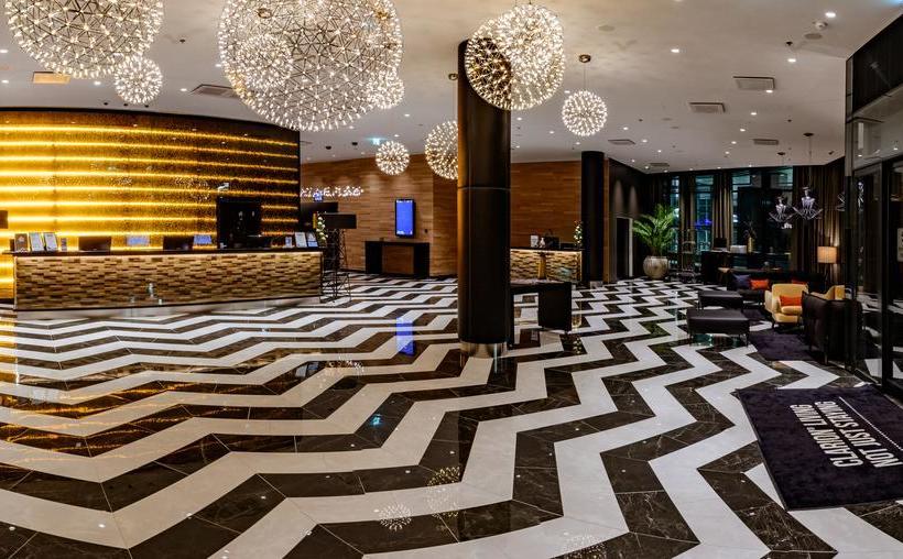 Clarion Hotel Helsinki Airport 10