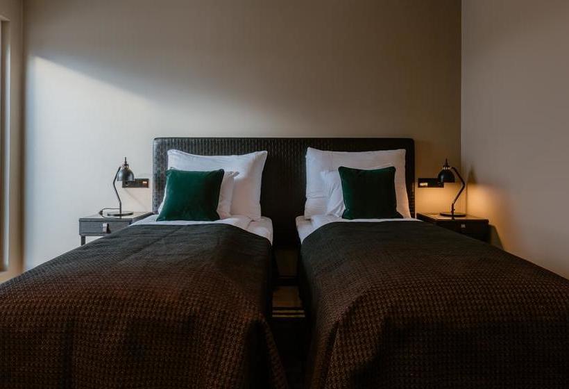 Clarion Hotel Helsinki Airport 17