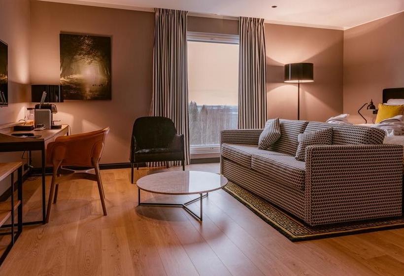 Clarion Hotel Helsinki Airport 20