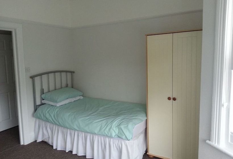 Beachcomber Holiday Apartments 3