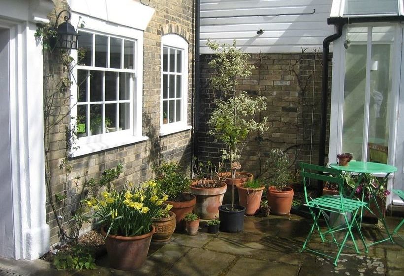 Milestone House B&b 18