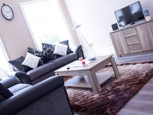 Lux Aparts Wakefield Central