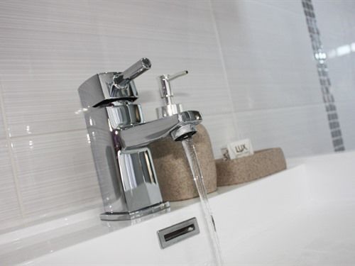 Lux Aparts Wakefield Central 13