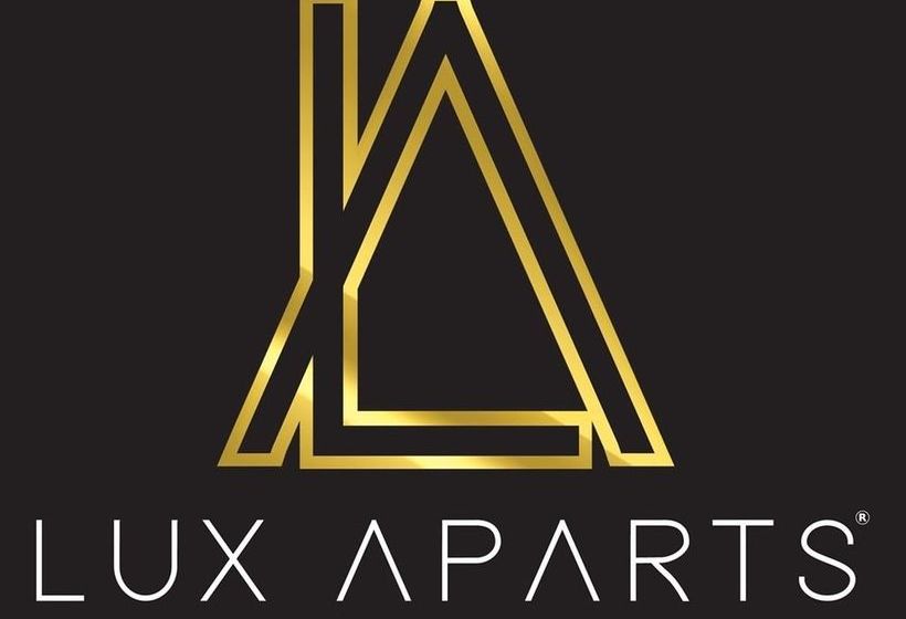 Lux Aparts Wakefield Central 15