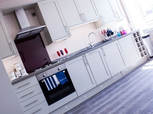 Lux Aparts Wakefield Central 7